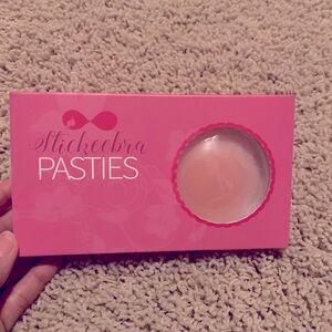 NWOT: Stickeebra Pink Pasties